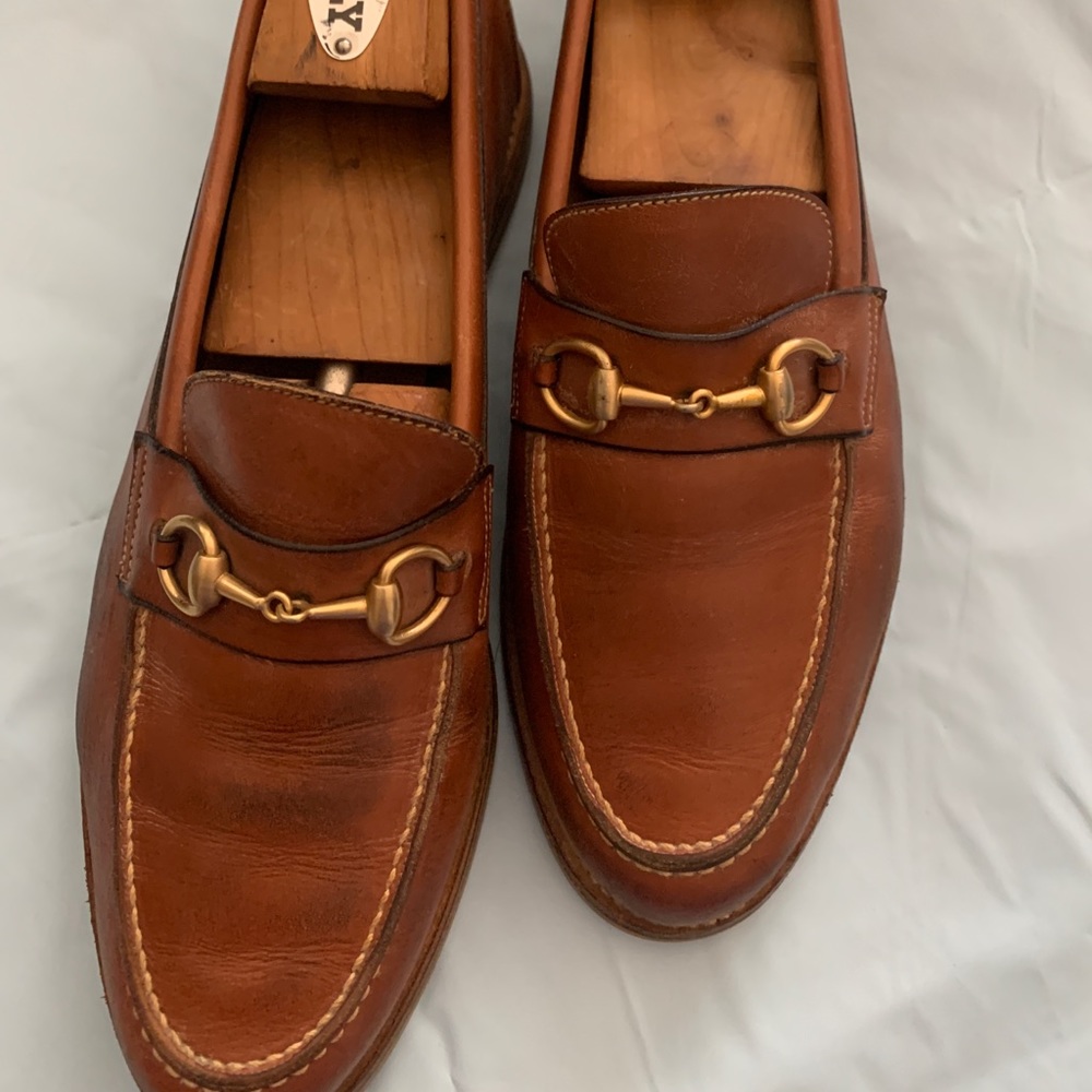 Used Gucci women 39 loafers